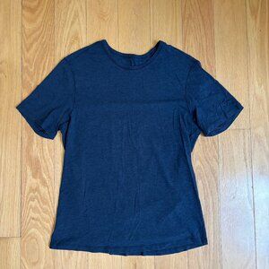 Lululemon 5 Year Basic T Shirt M